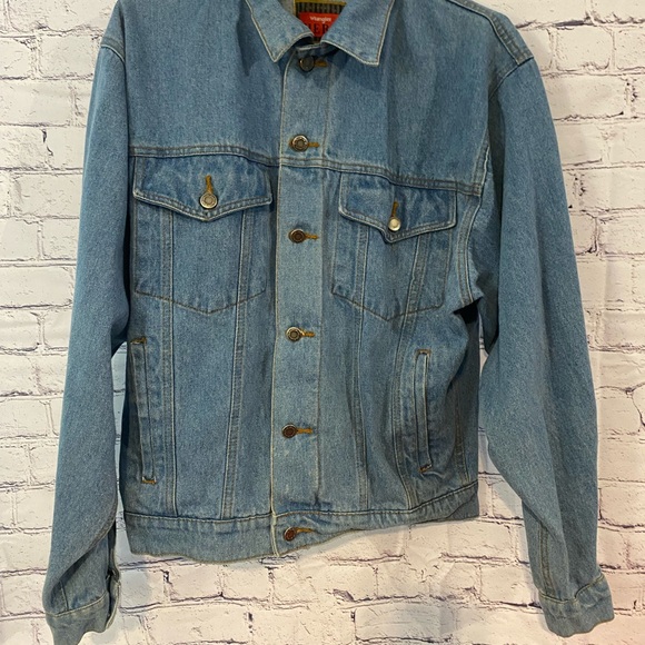 Jackets & Blazers - Vintage wrangler hero denim‎ trucker jacket small